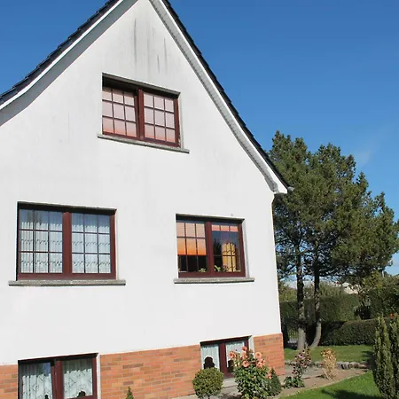 Charming In K Hlungsborn With Parking * Kuehlungsborn
